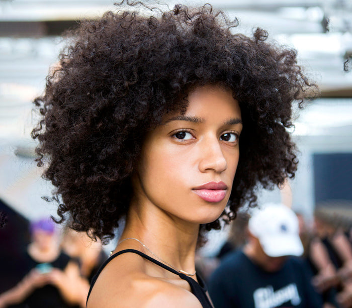 5 Benefits of Oiling Your Hair and How To Do It.